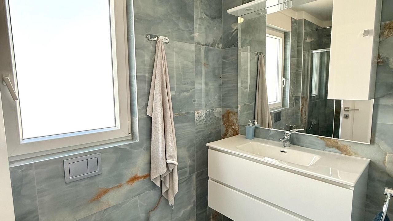 Photo of Bathroom in Mali Maj