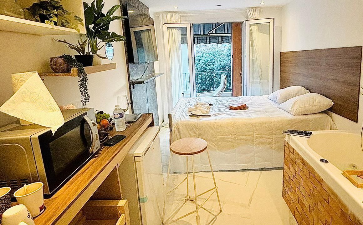 Photo of Bedroom in Les Cinq Avenues