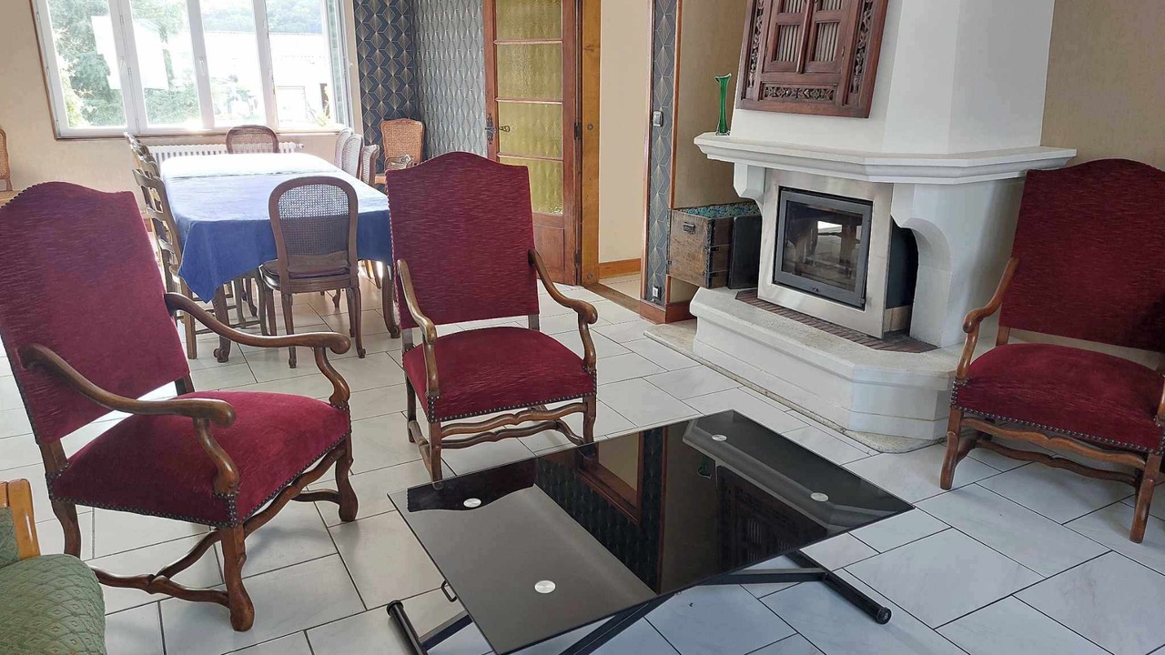 Photo of Others in Gland