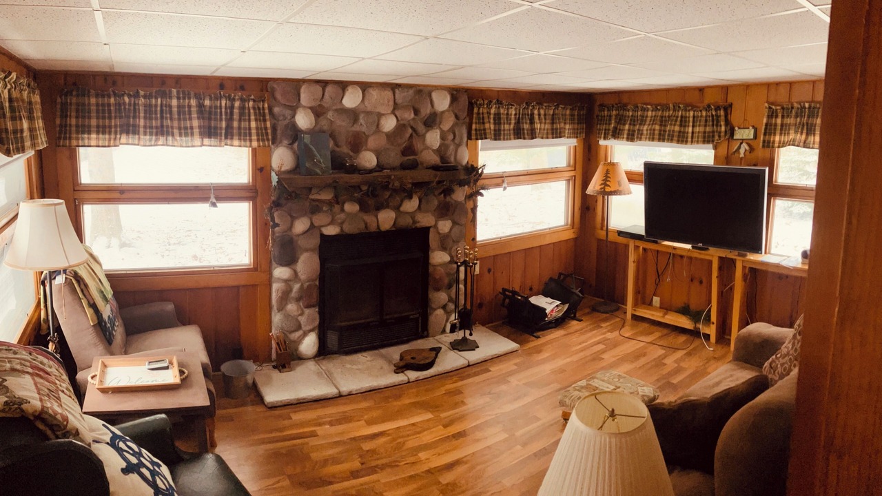 Photo of Livingroom in Wauksaukee