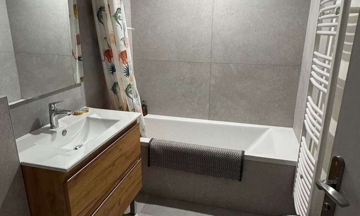 Photo of Bathroom in Venissieux