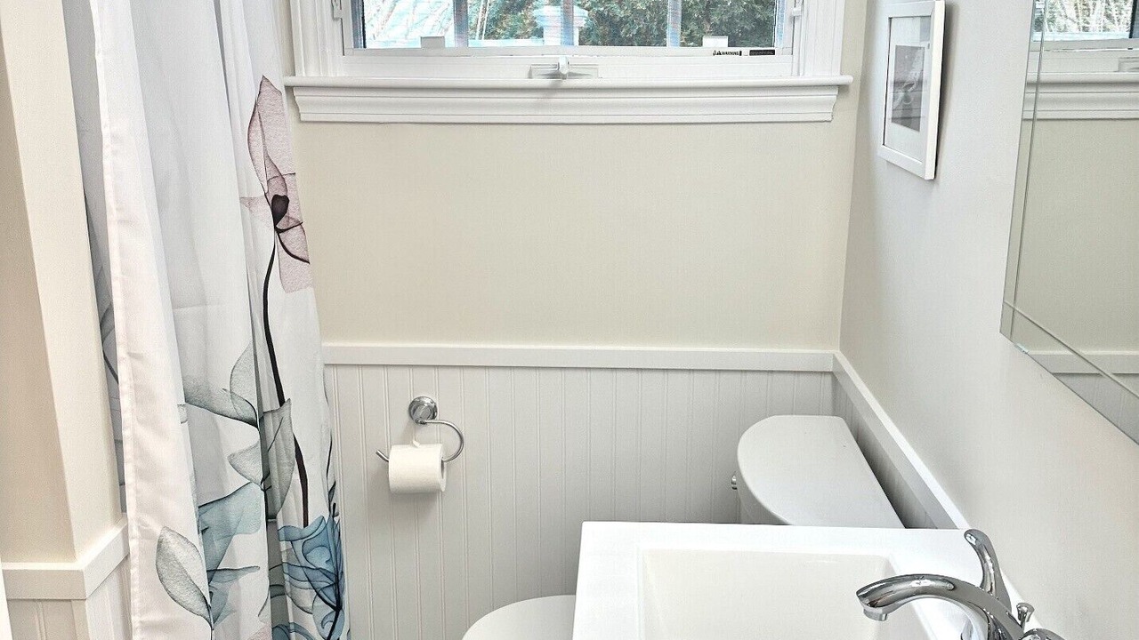 Photo of Bathroom in Easton's Point