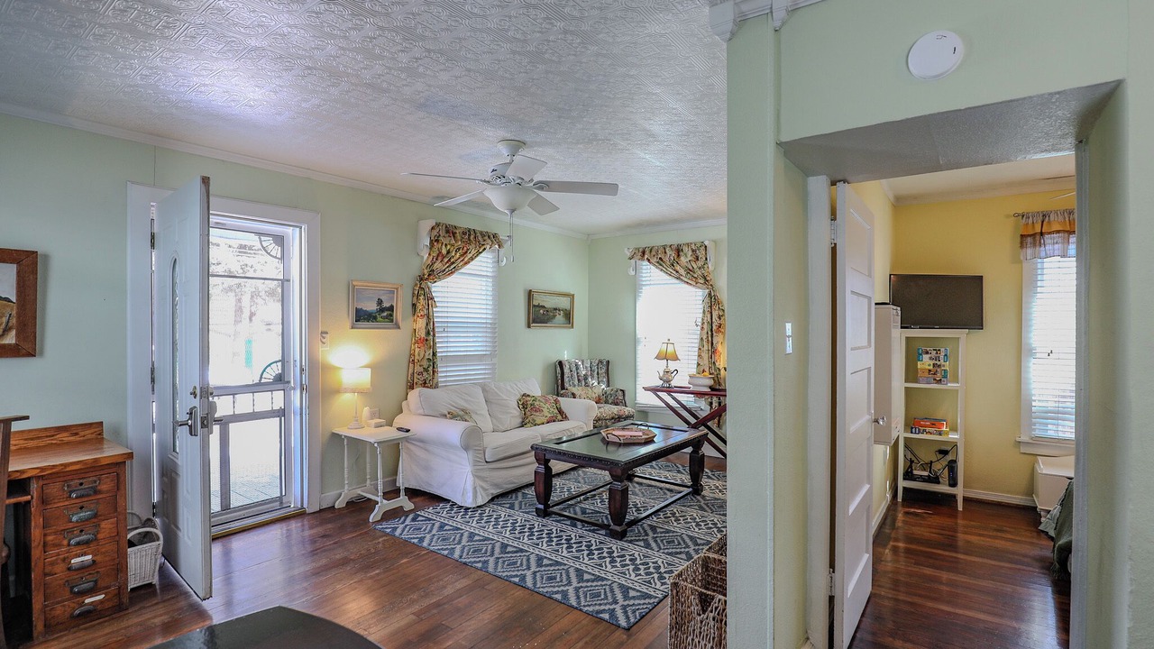 Photo of Livingroom in Cloudcroft