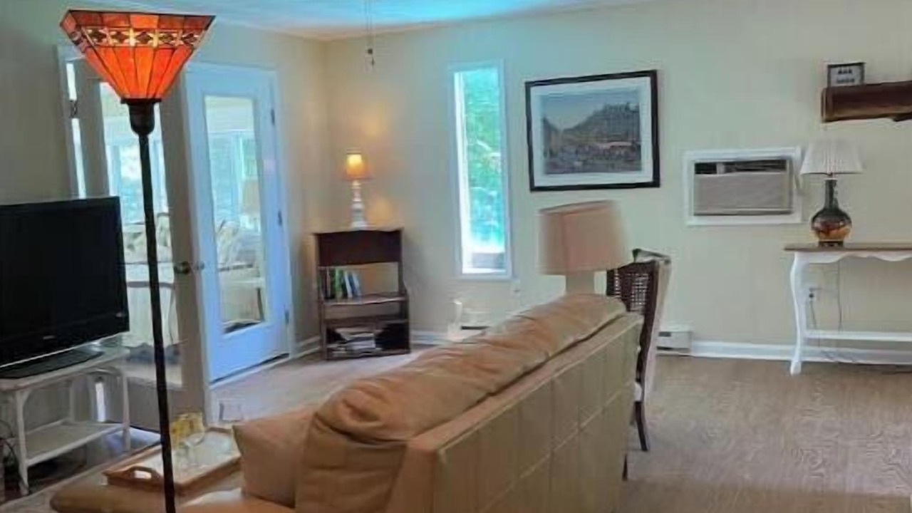 Photo of Livingroom in Kabletown