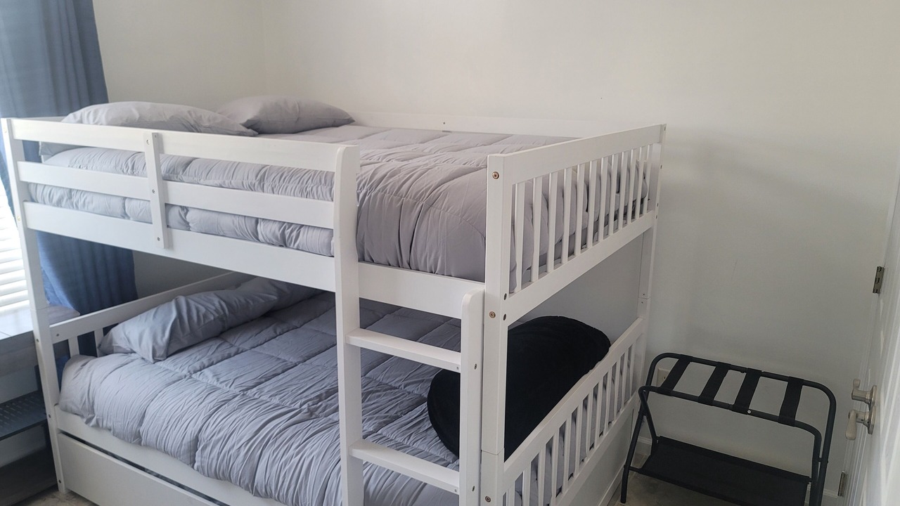 Photo of Bedroom in South View