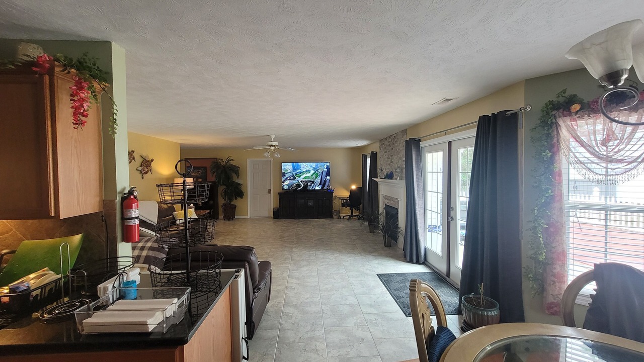 Photo of Livingroom in South View