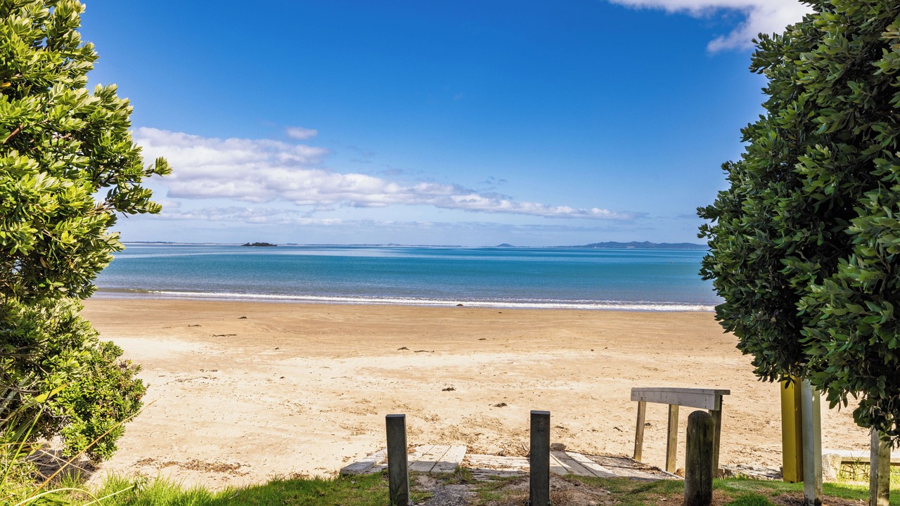 Photo of Others in Coopers Beach