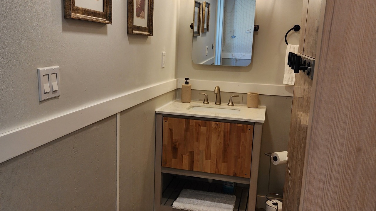 Photo of Bathroom in Signal Cove