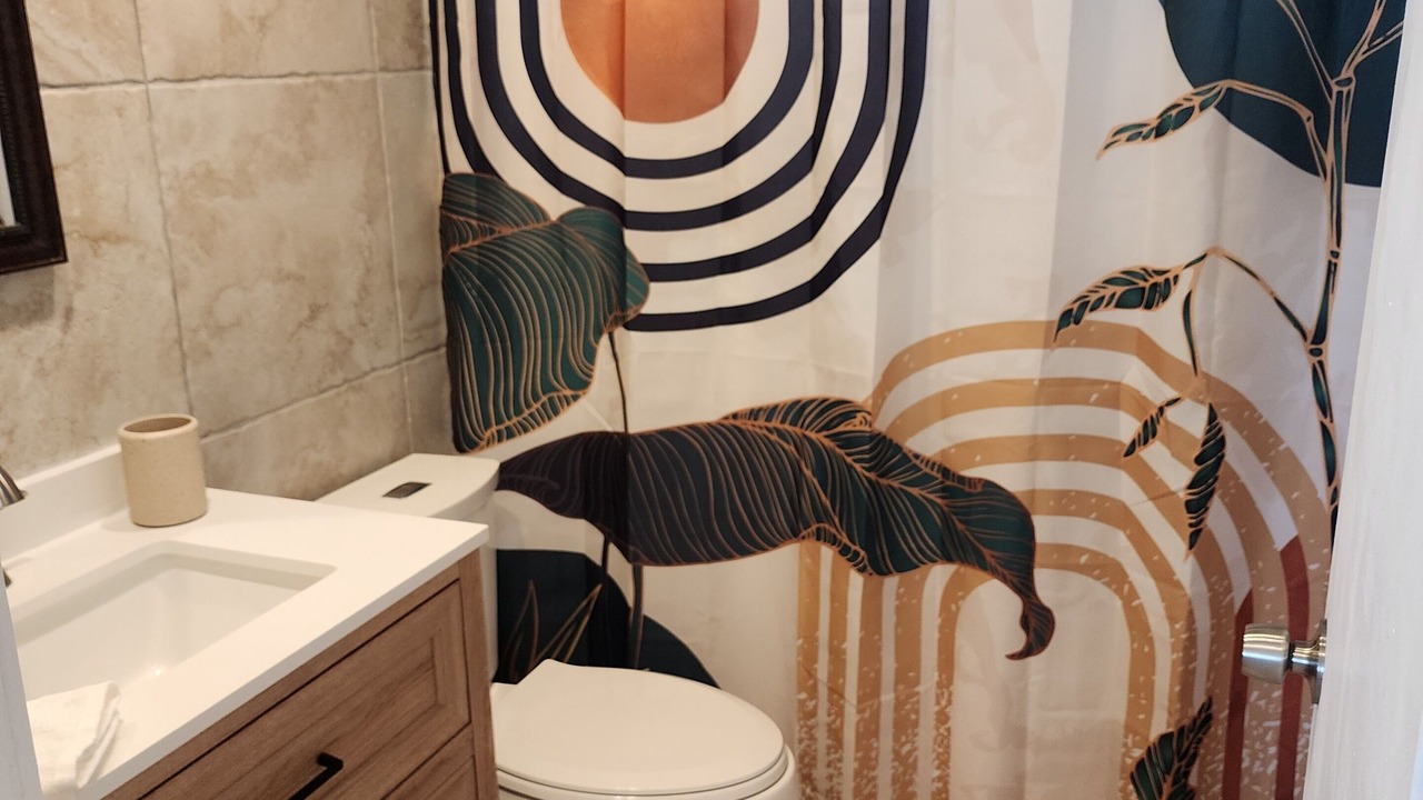 Photo of Bathroom in Signal Cove