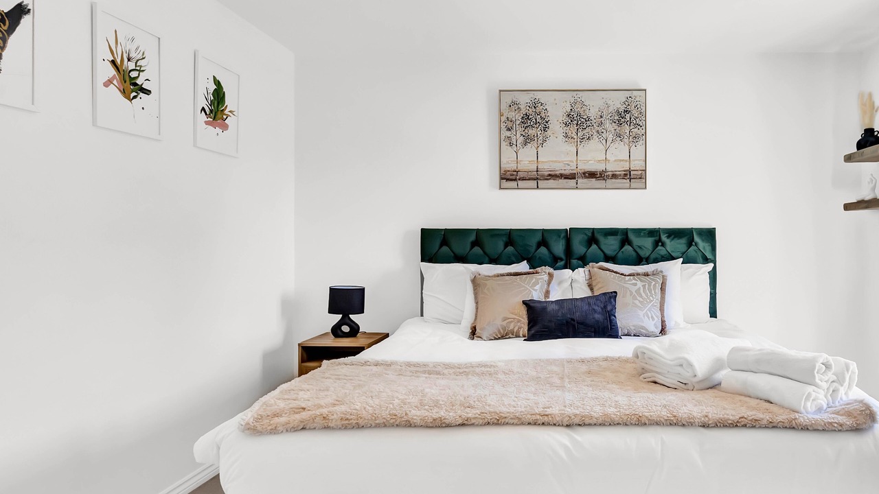 Photo of Bedroom in Basildon