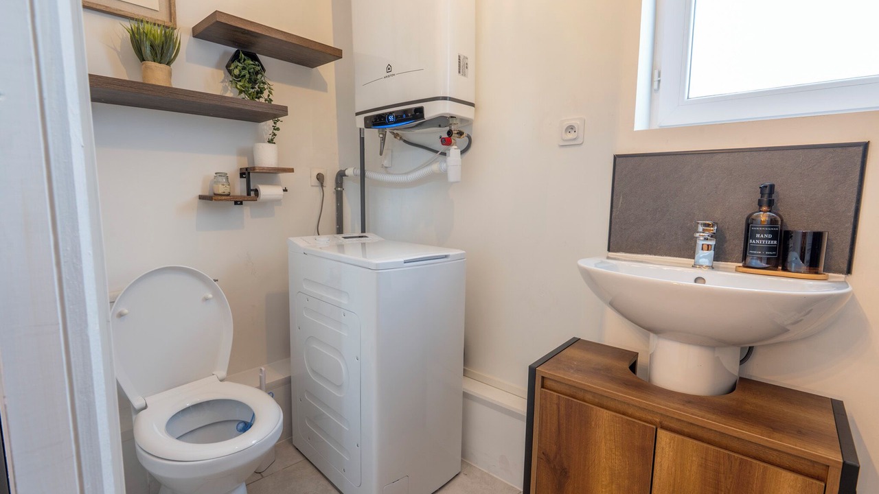 Photo of Bathroom in Denain