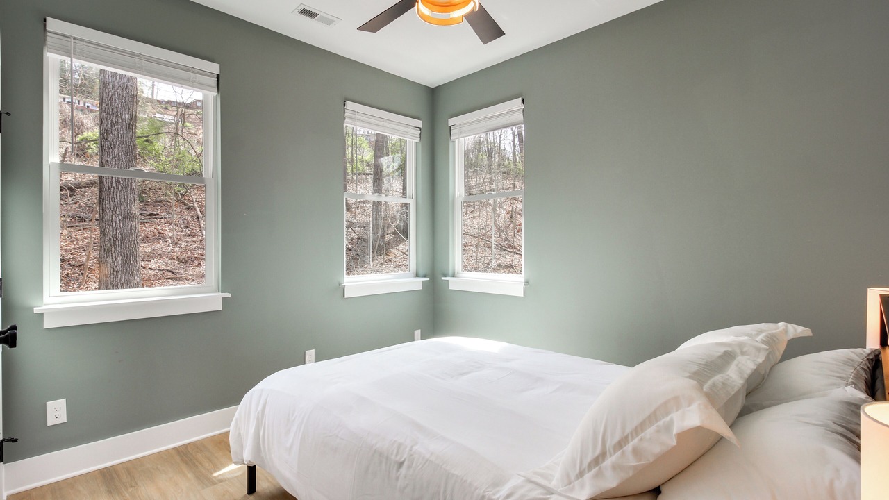 Photo of Bedroom in Rossville