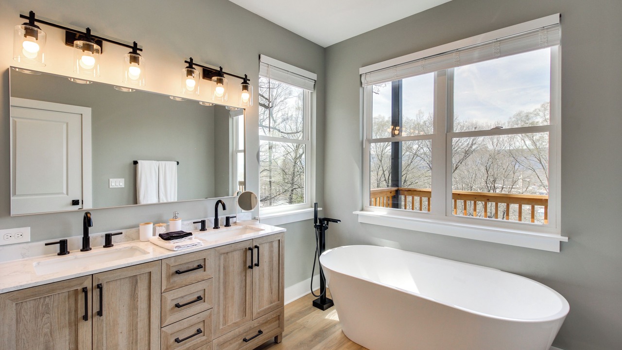 Photo of Bathroom in Rossville