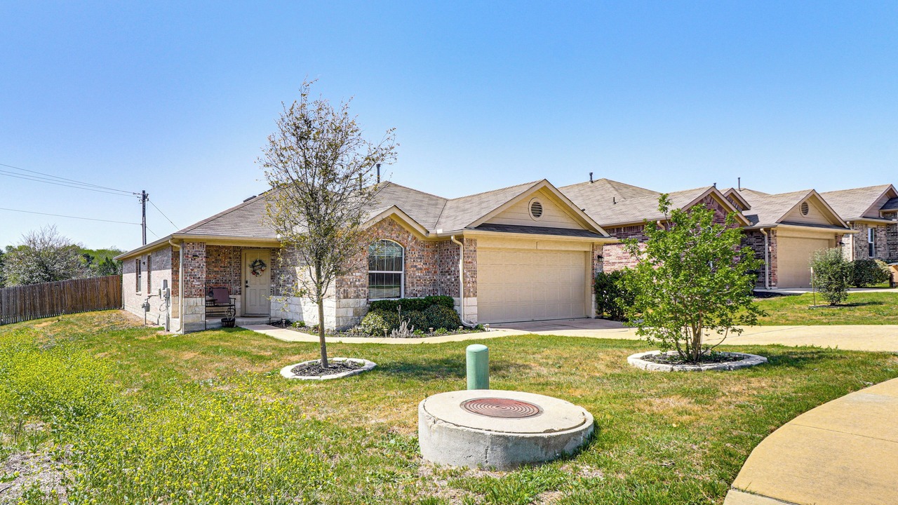 Photo of Outdoor in McNeil