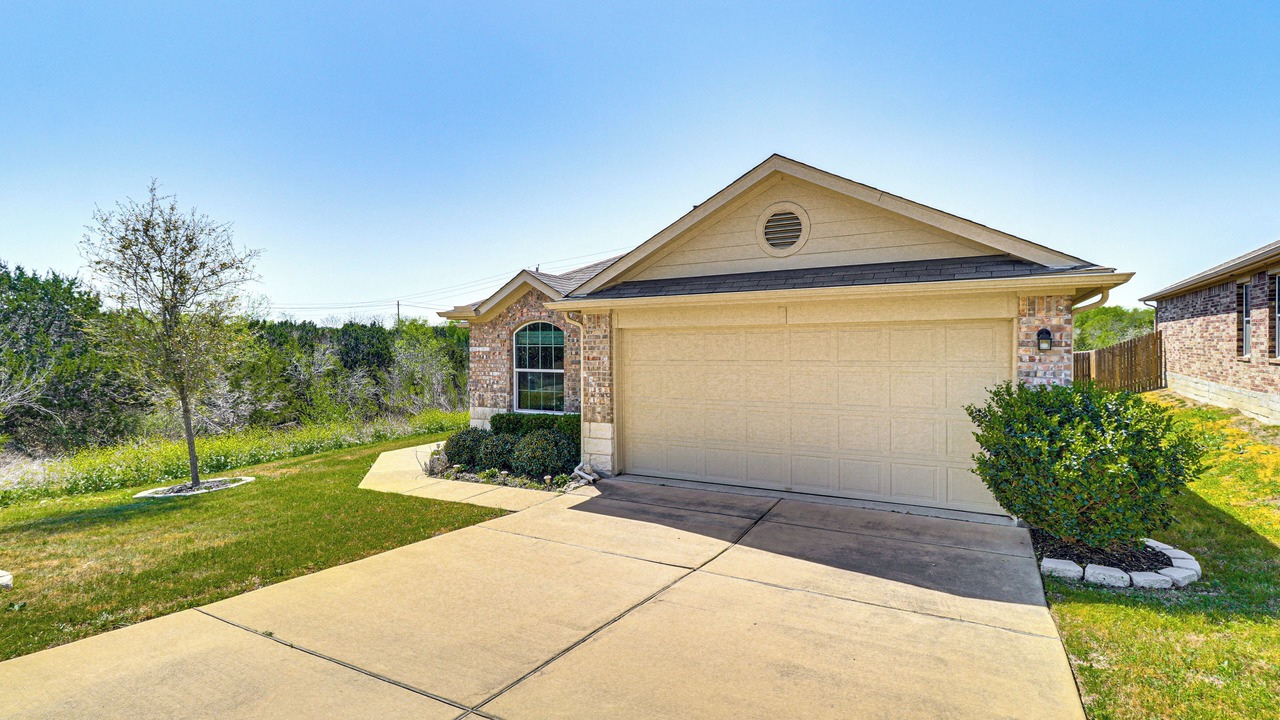 Photo of Outdoor in McNeil