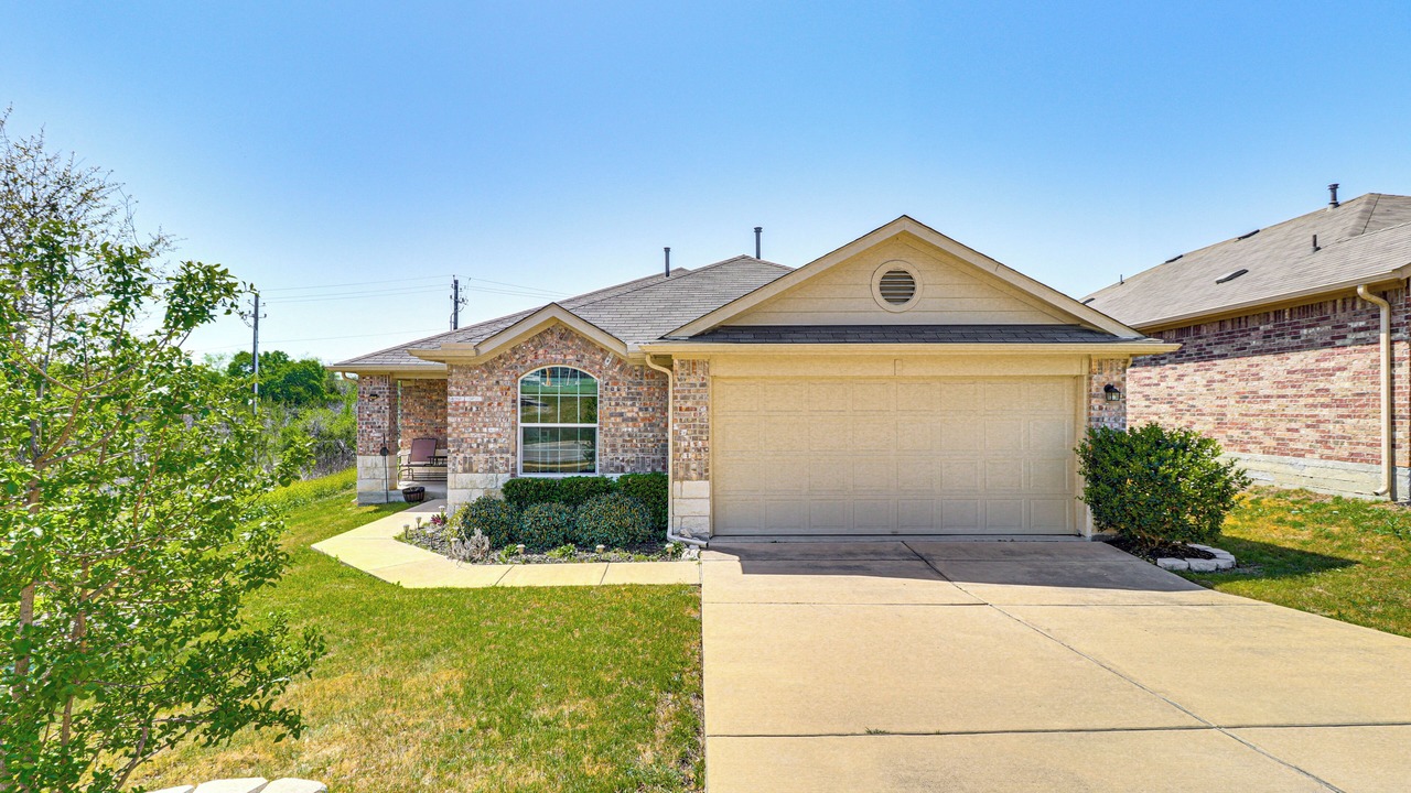 Photo of Outdoor in McNeil