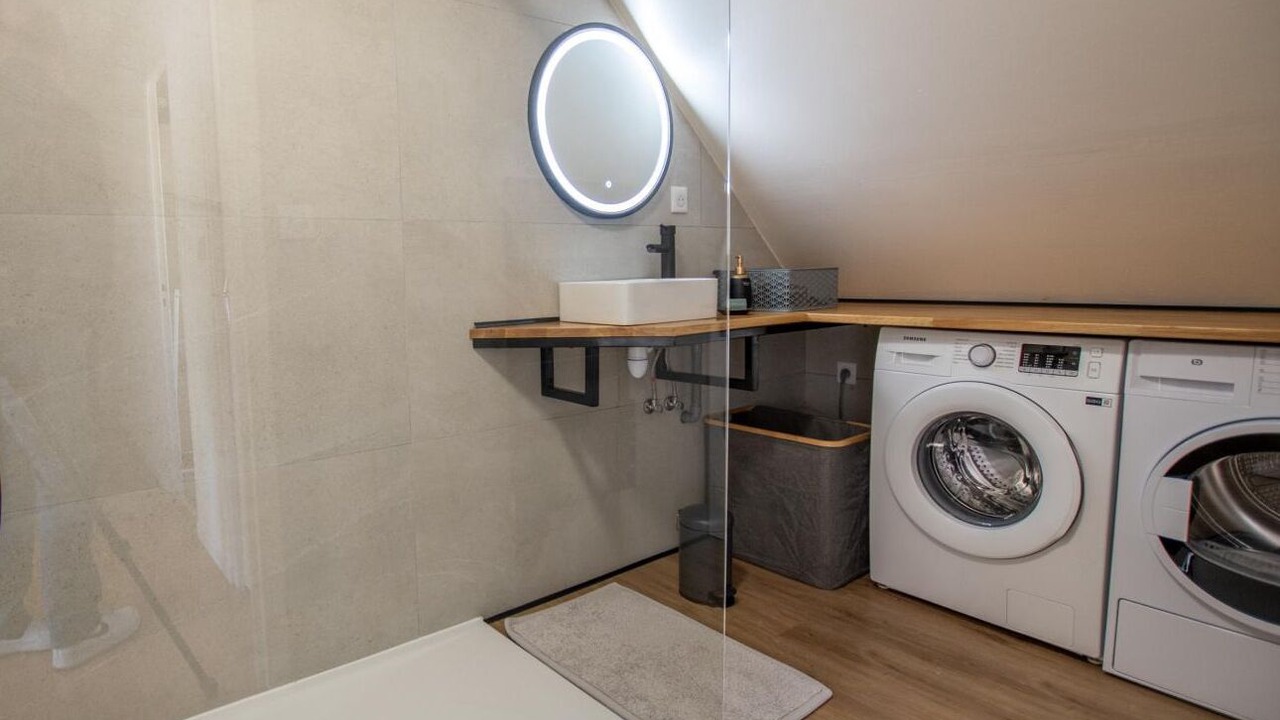 Photo of Bathroom in Le Mesnil-sur-Oger