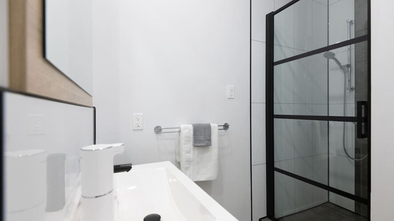 Photo of Bathroom in Chertsey