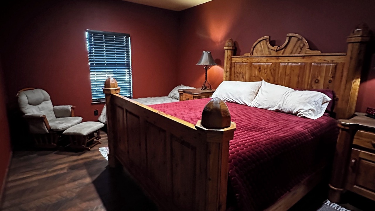 Photo of Bedroom in Bangs