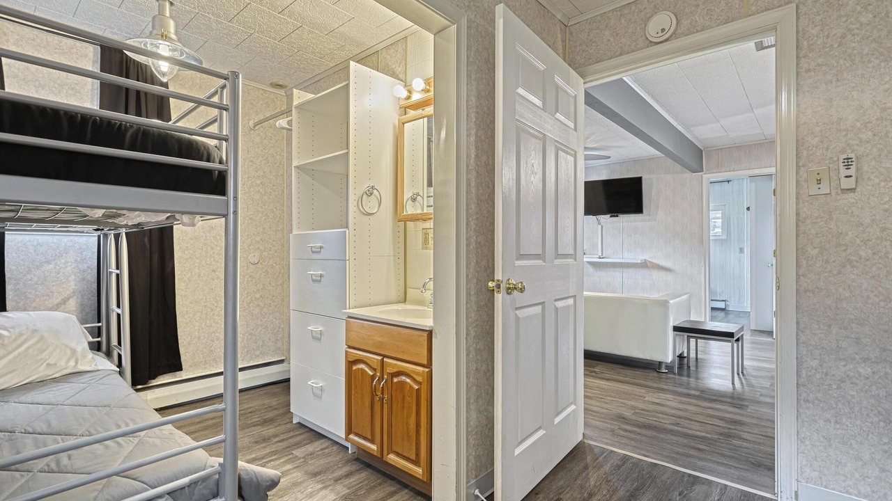 Photo of Bedroom in Annville