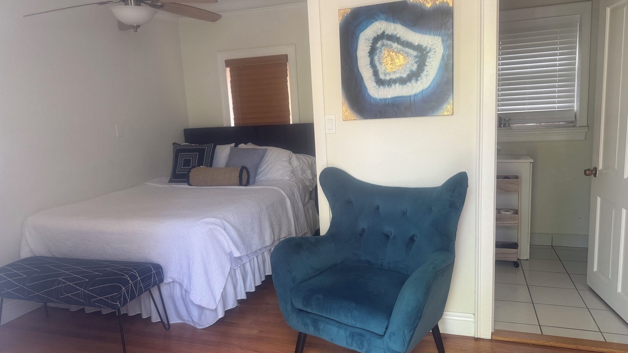 Photo of Bedroom in Flamingo Parks