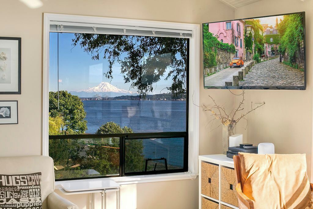 Photo of Livingroom in Briarcliff