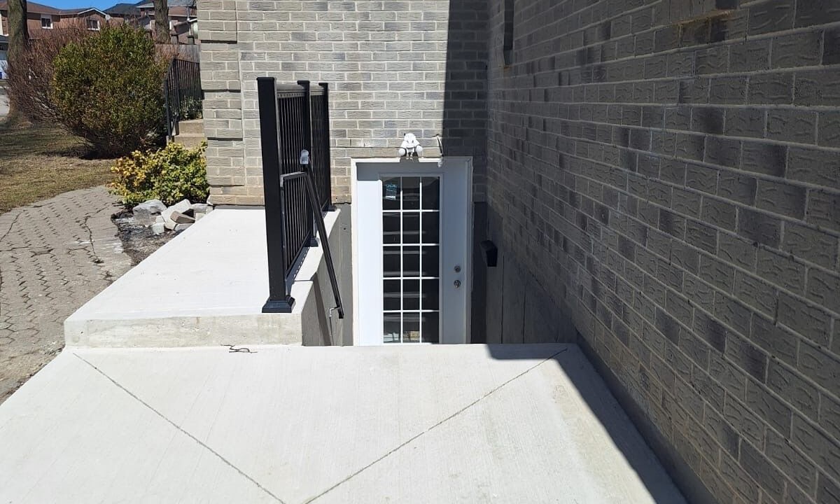 Photo of Outdoor in Pickering