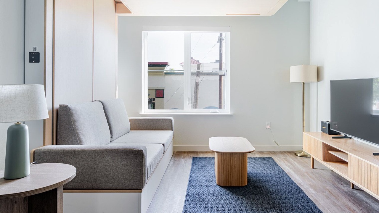 Photo of Livingroom in Downtown Berkeley