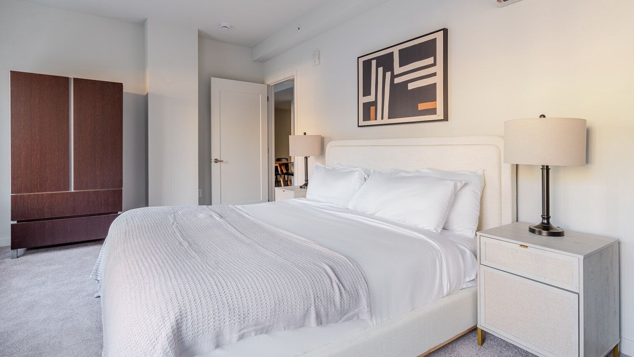 Photo of Bedroom in Downtown Berkeley