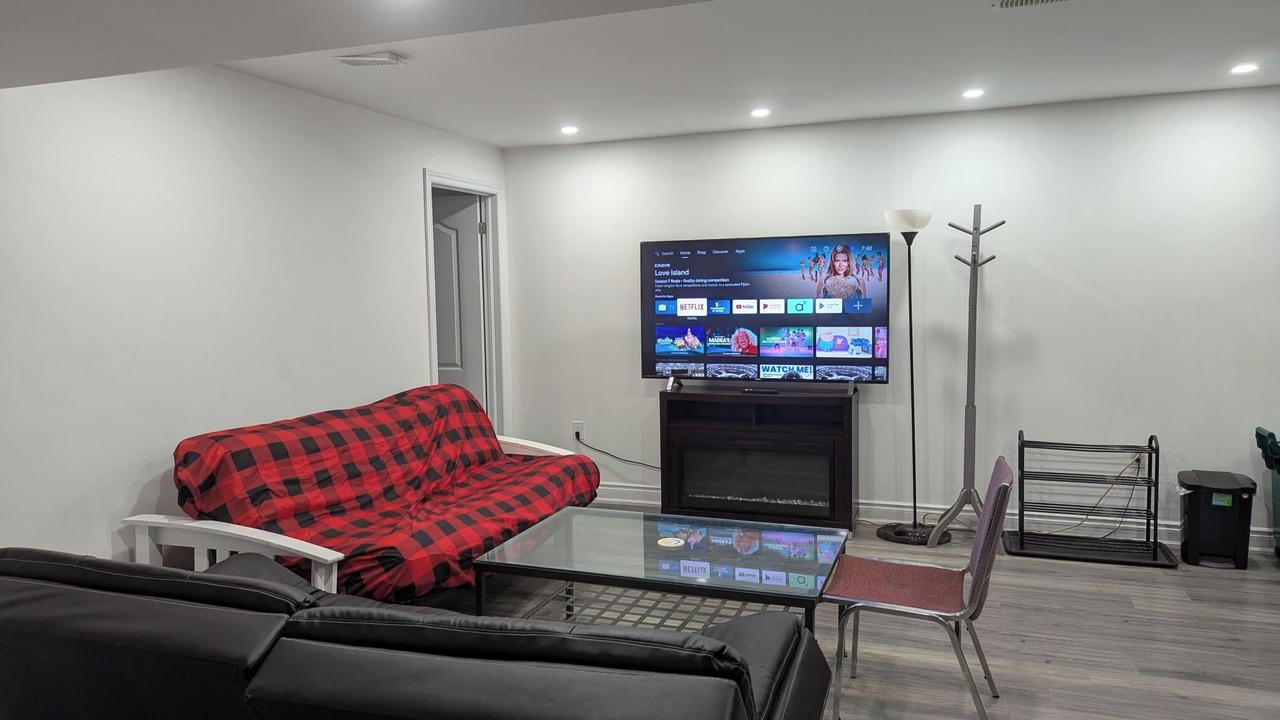 Photo of Livingroom in Grand River South