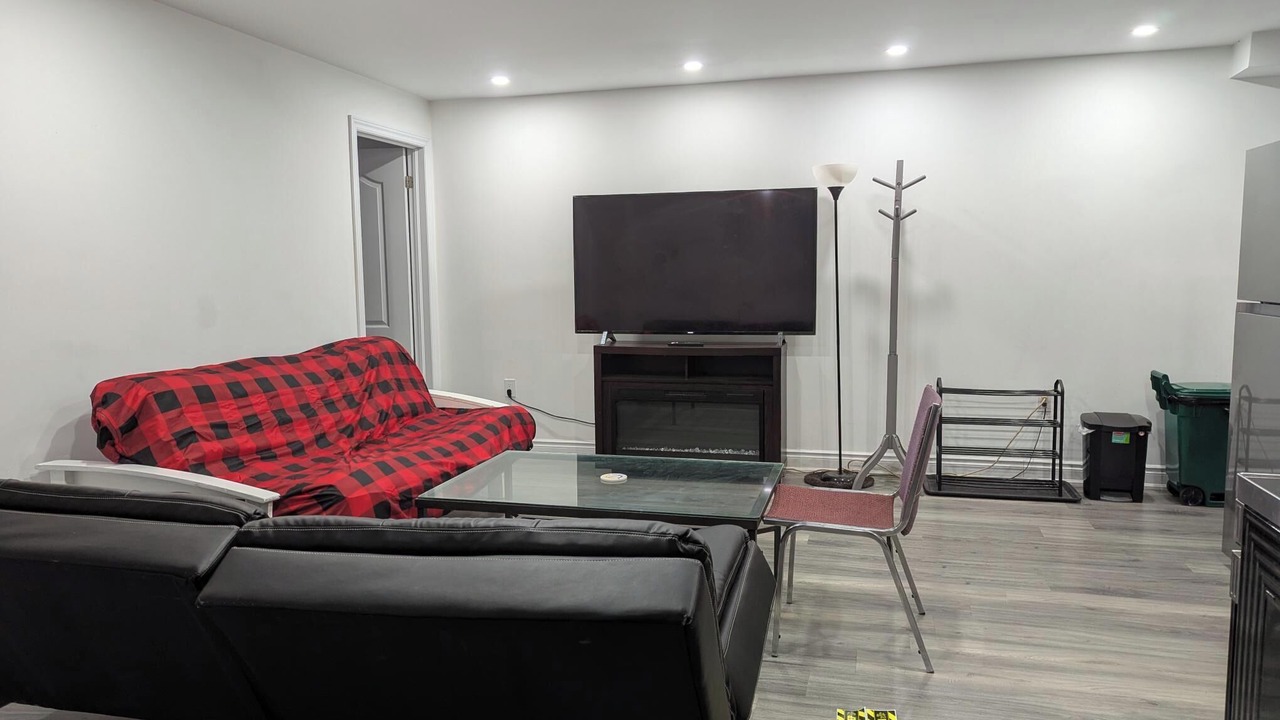 Photo of Livingroom in Grand River South
