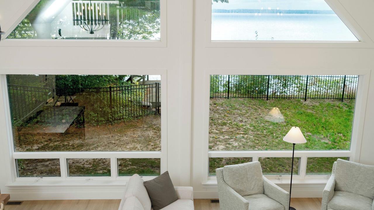 Photo of Livingroom in Suttons Bay