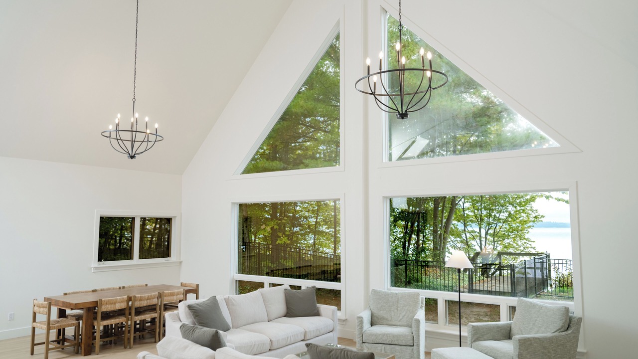 Photo of Livingroom in Suttons Bay