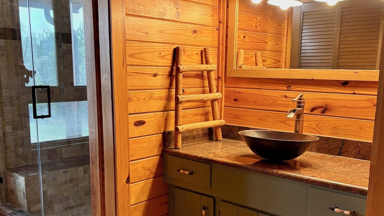 Photo of Bathroom in Fischer