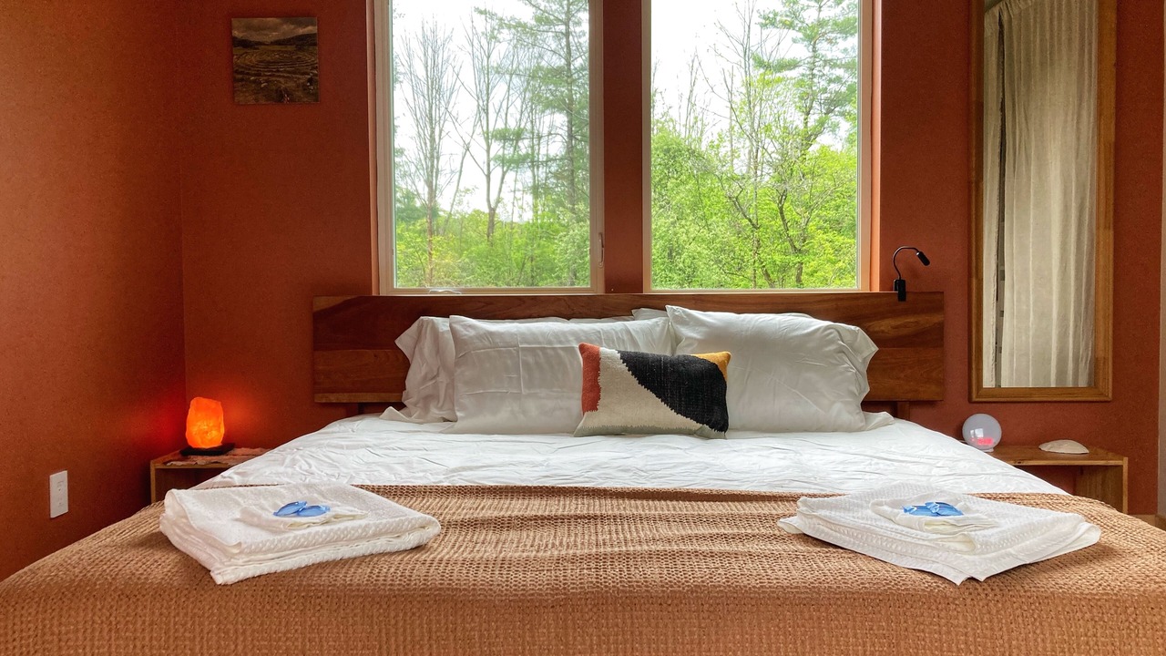 Photo of Bedroom in Ithaca