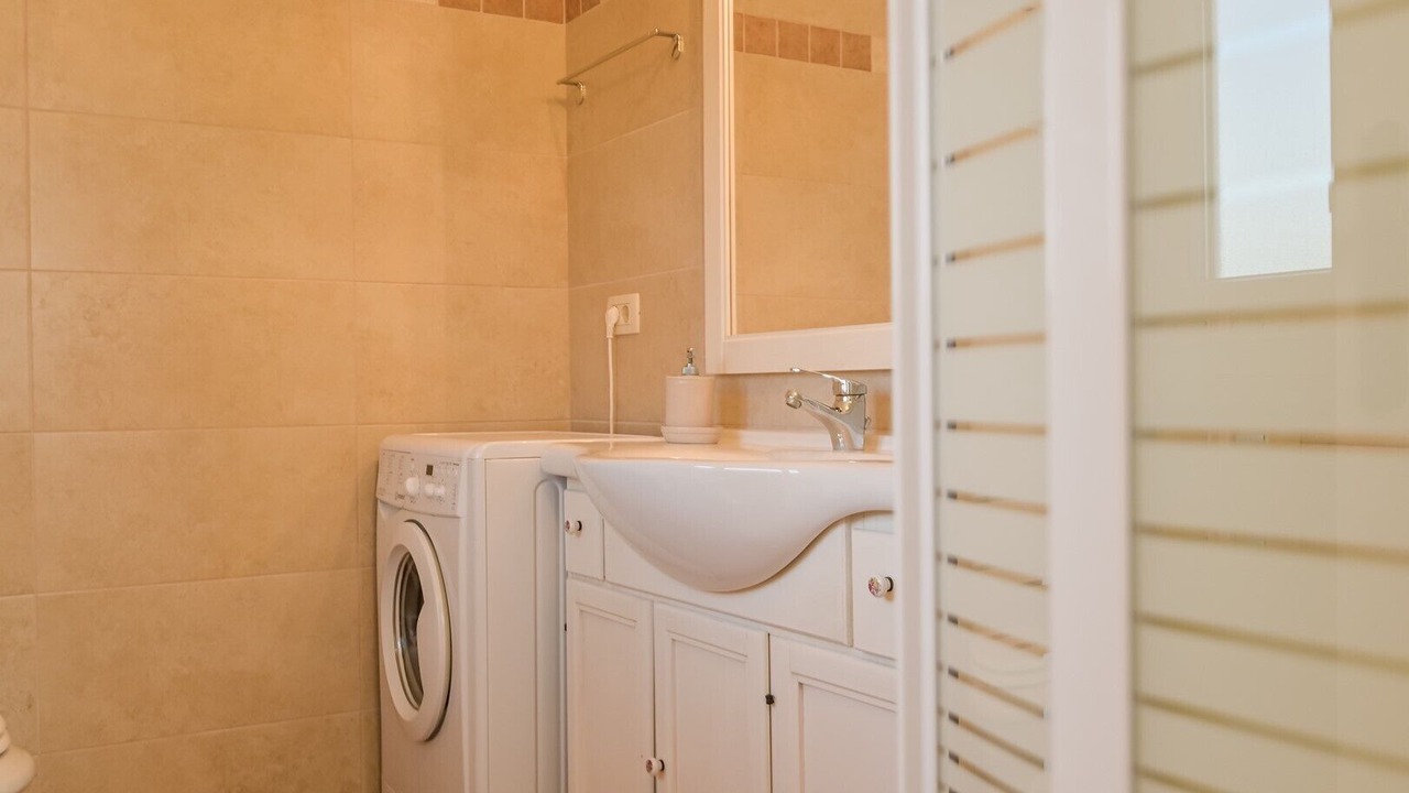 Photo of Bathroom in Kras