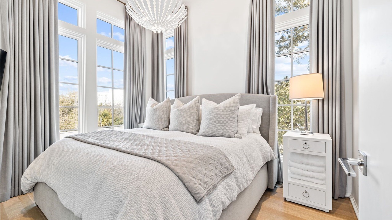 Photo of Bedroom in Seaside