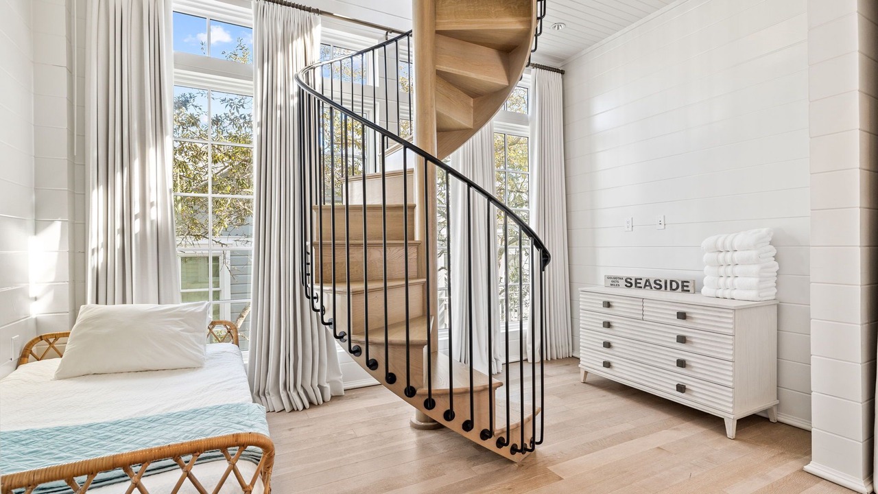 Photo of Bedroom in Seaside
