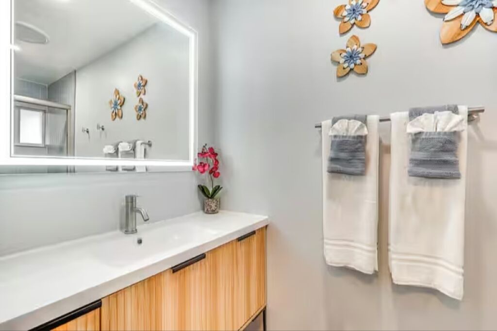 Photo of Bathroom in Sunrise