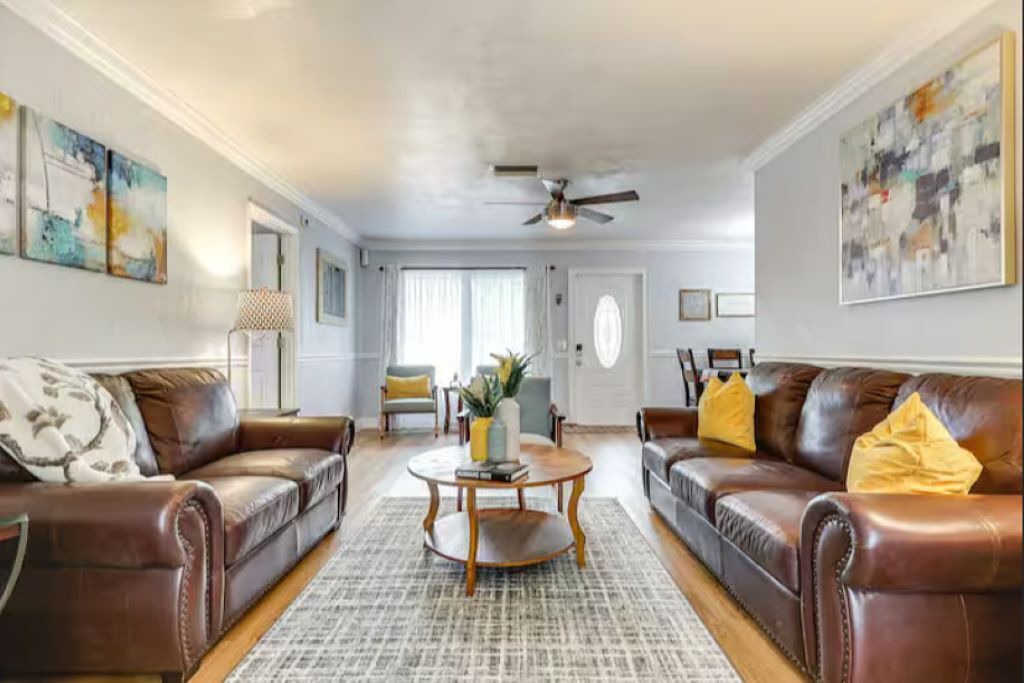 Photo of Livingroom in Sunrise