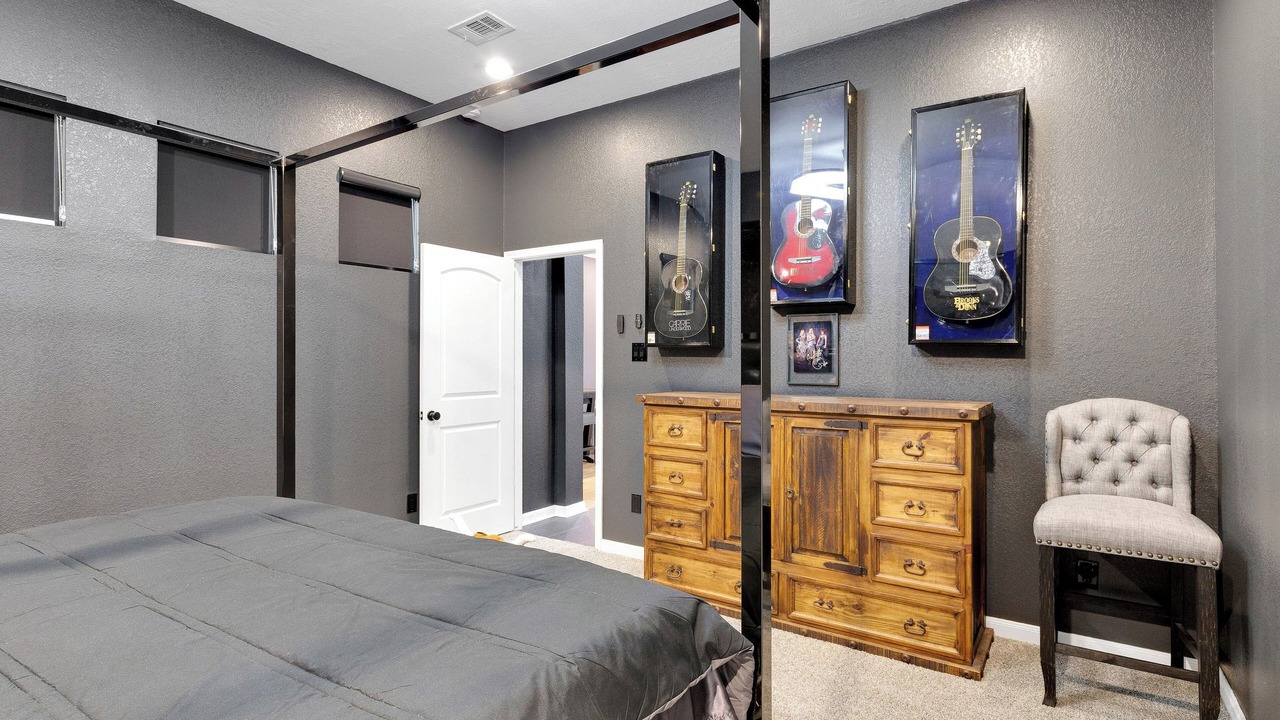 Photo of Bedroom in Wellborn