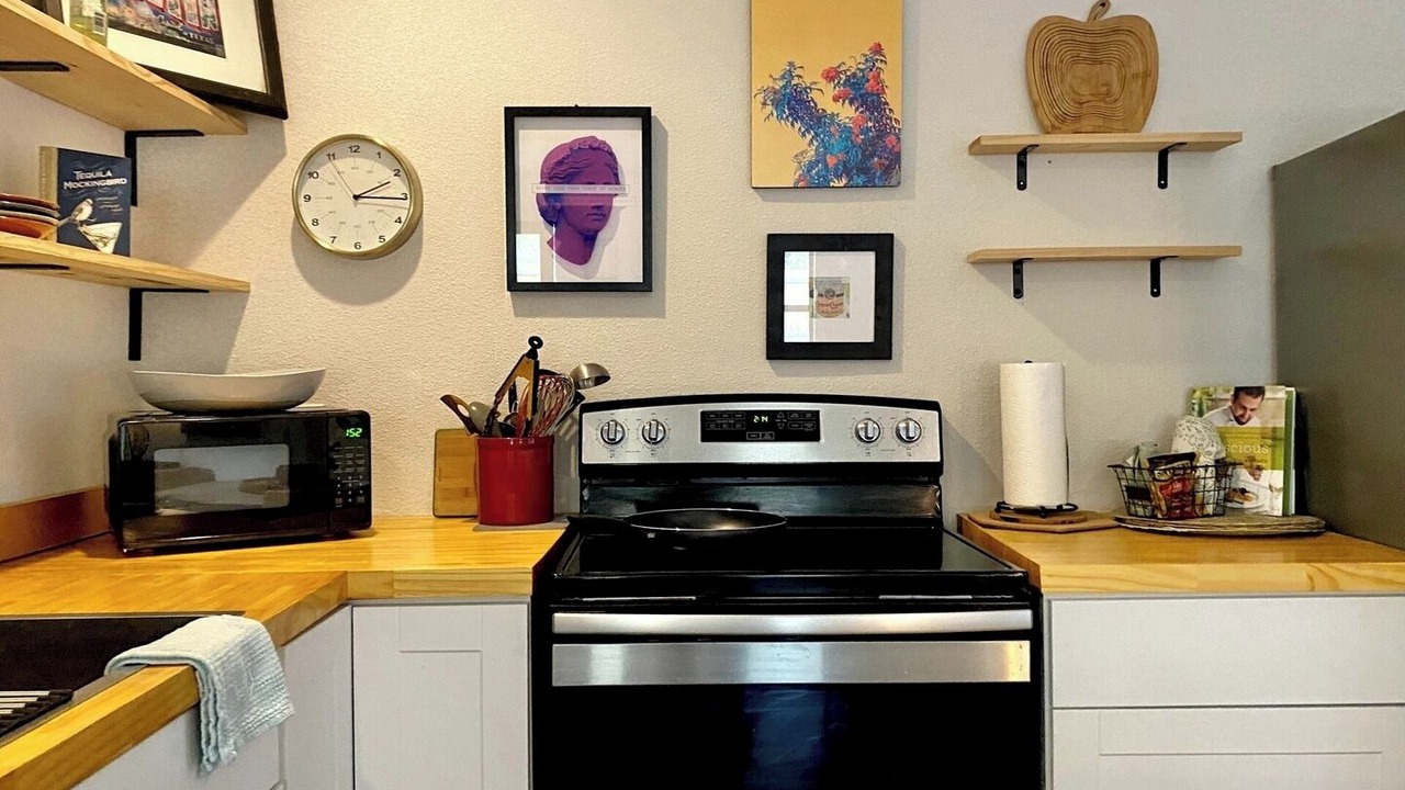 Photo of Kitchen in East MLK