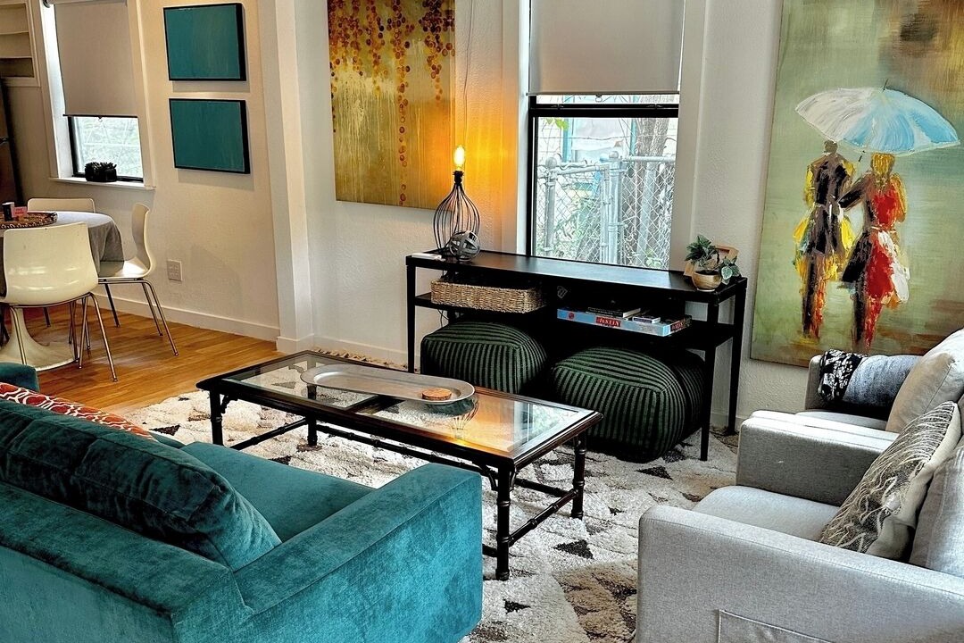 Photo of Livingroom in East MLK