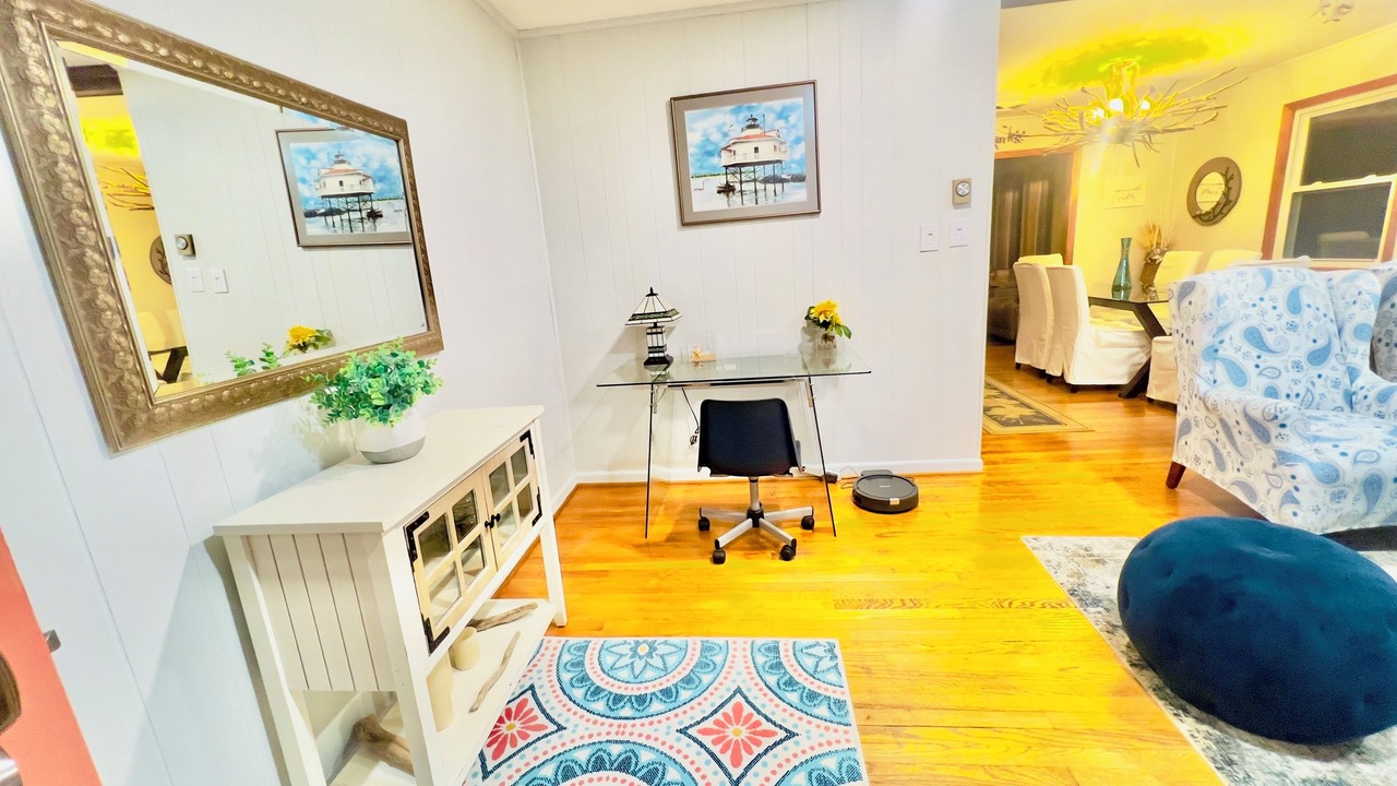 Photo of Others in Hague