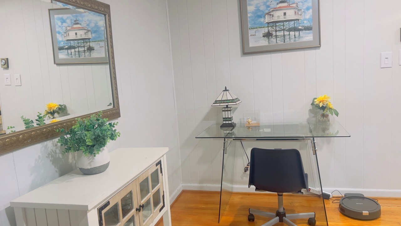 Photo of Others in Hague