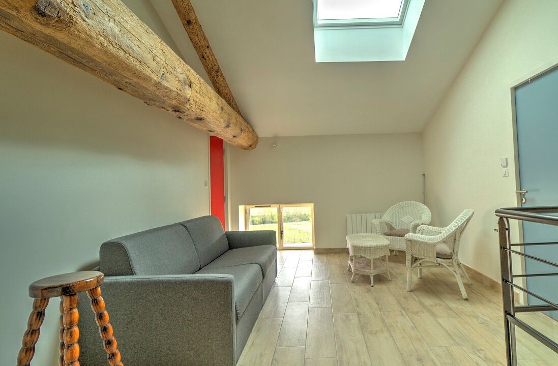 Photo of Livingroom in Saint-Etienne-des-Oullieres