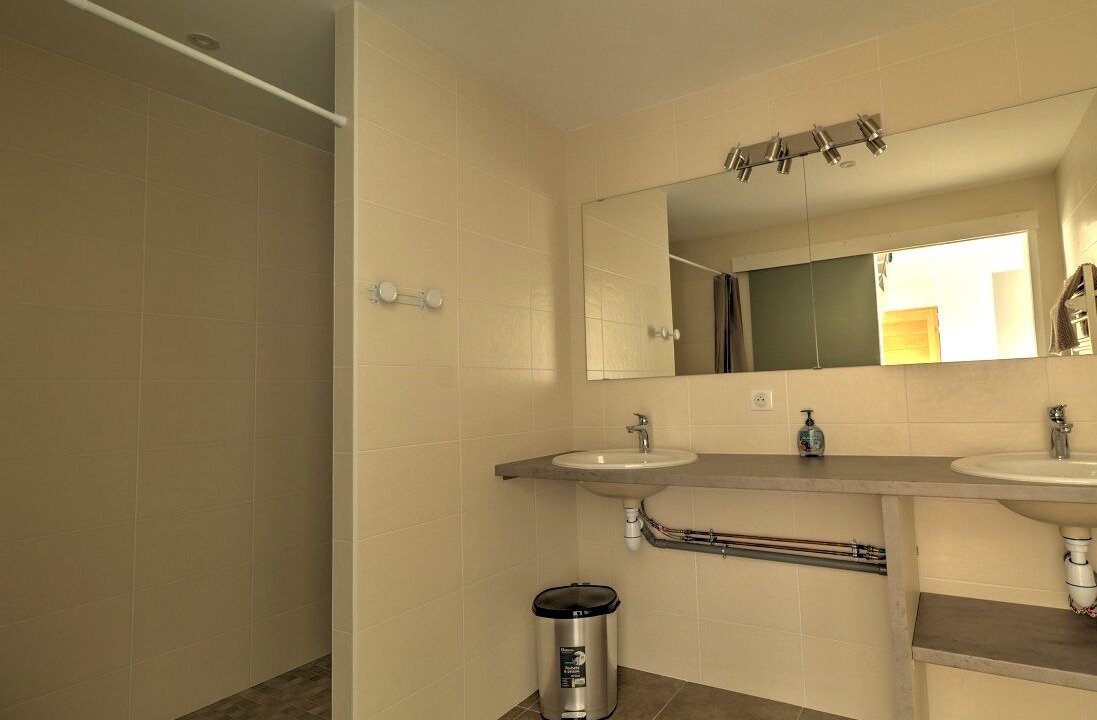 Photo of Bathroom in Saint-Etienne-des-Oullieres