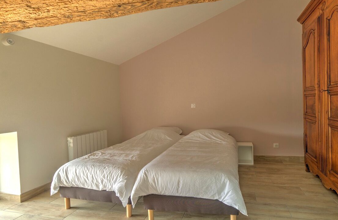 Photo of Bedroom in Saint-Etienne-des-Oullieres