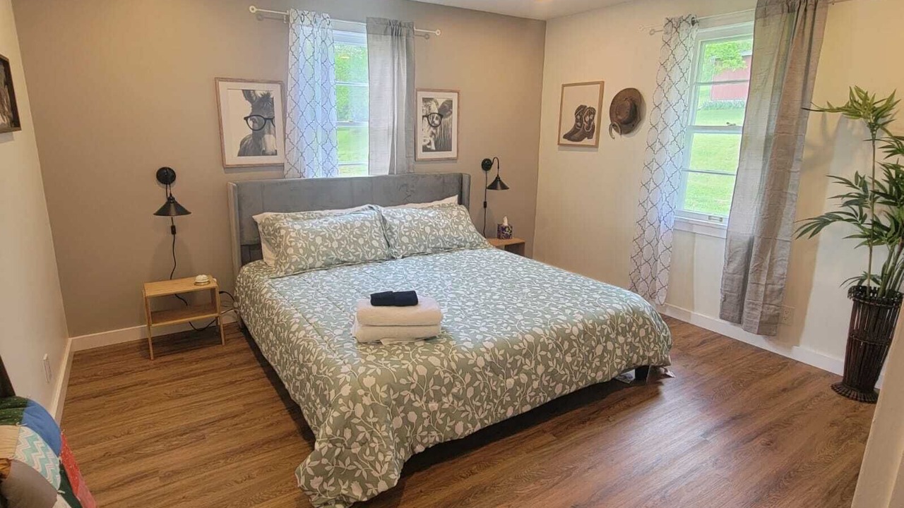 Photo of Bedroom in Hermann