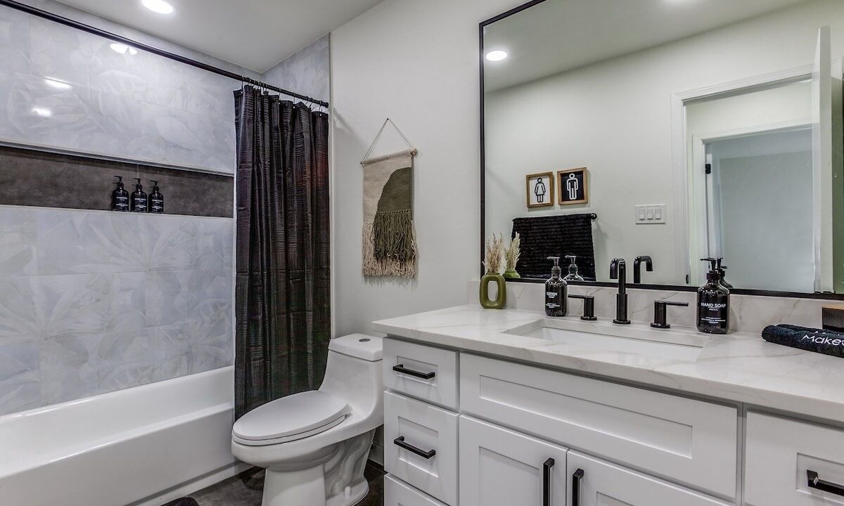 Photo of Bathroom in Richardson